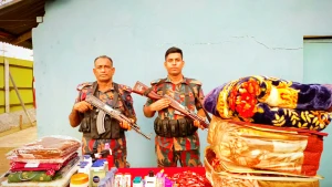 ৪৯ বিজিবির অভিযানে আমড়াখালী চেকপোষ্ট থেকে অবৈধ মালামাল আটক