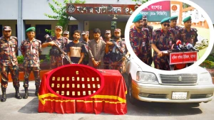 ৪৯ বিজিবির অভিযানে ৩১ টি স্বর্ণেরবার ও প্রাইভেটকারসহ আটক-২