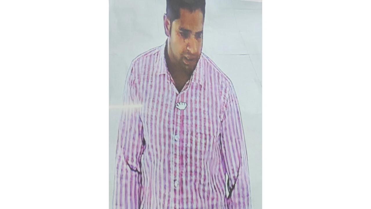 ইসলামী বিশ্ববিদ্যালয়ের এক ছাত্রী যৌন হয়রানির শিকার, অভিযুক্তকে খুঁজছে প্রশাসন